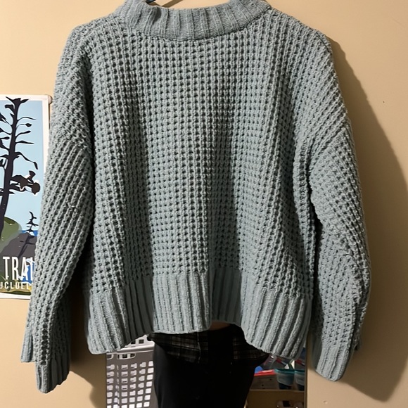 Blue cable knit sweater - Picture 4 of 4